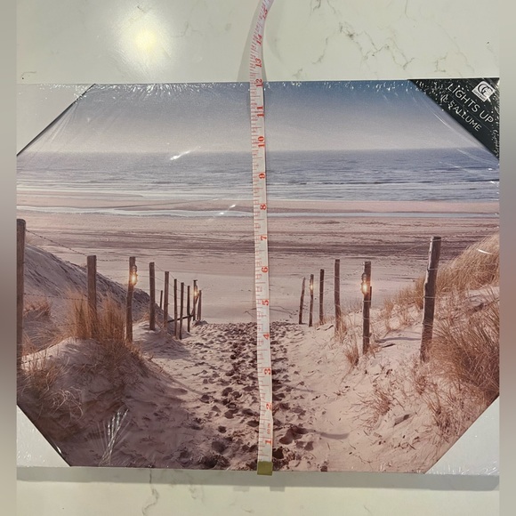 NWT LED light up Beach Wall Canvas Indoor/Outdoor Use - Picture 6 of 8